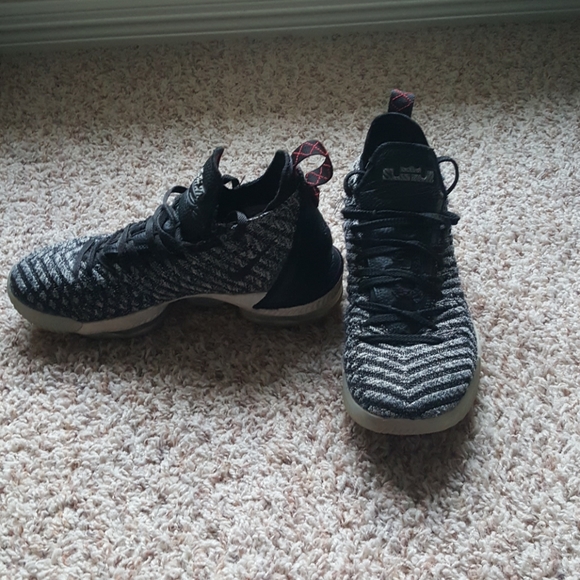 Lebron 16 oreos - Picture 4 of 4